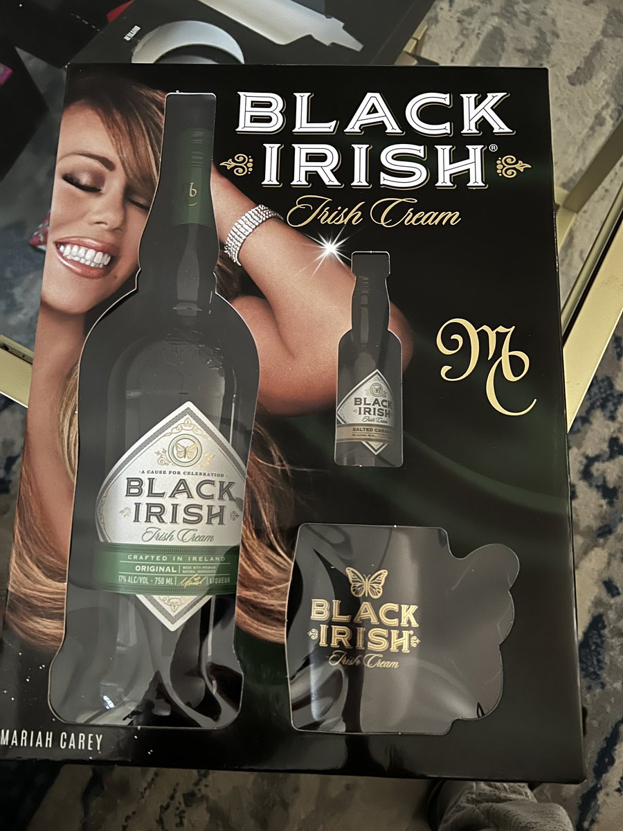 This is not sponsored but I’m just very excited I got this @goblackirish gift set AND the Salted Caramel bottle for $50 at my local wine shop. @MariahCarey said “FESTIVE” and I said “yes gawd!”