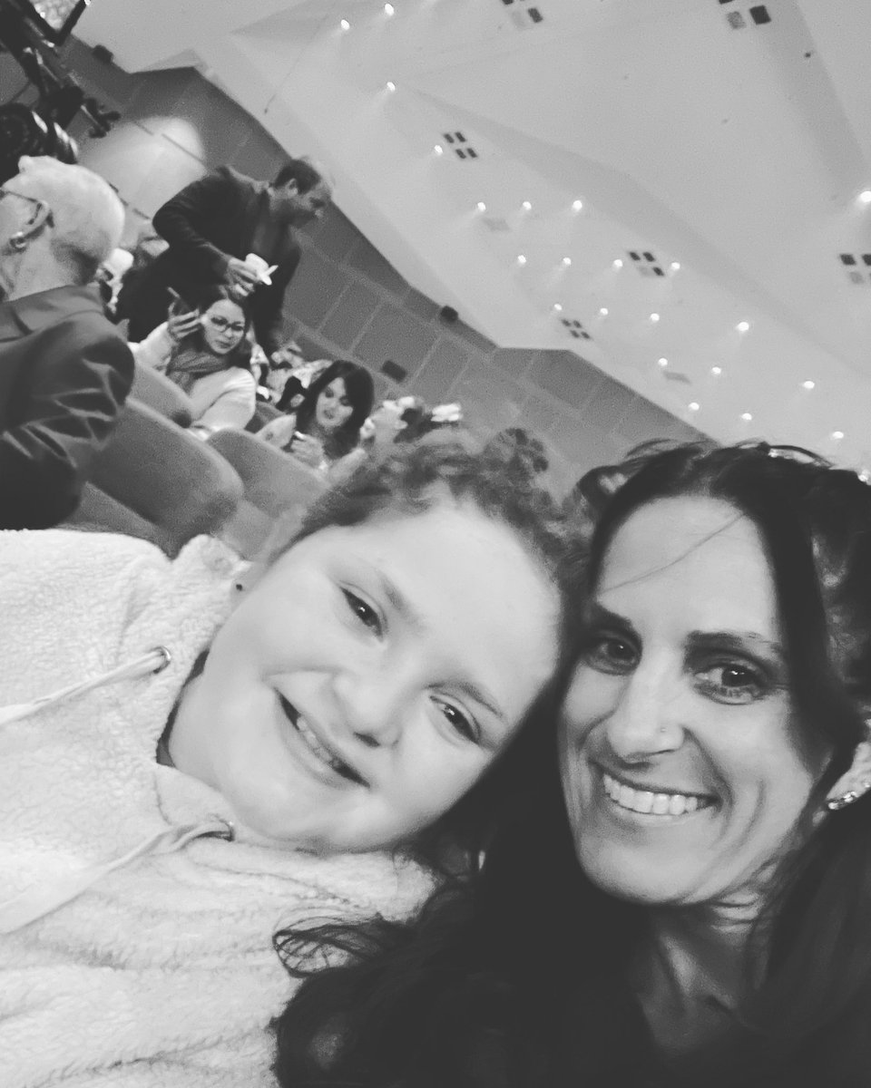 snmkapp's tweet image. I love the Christmas service!! #LPChristmas