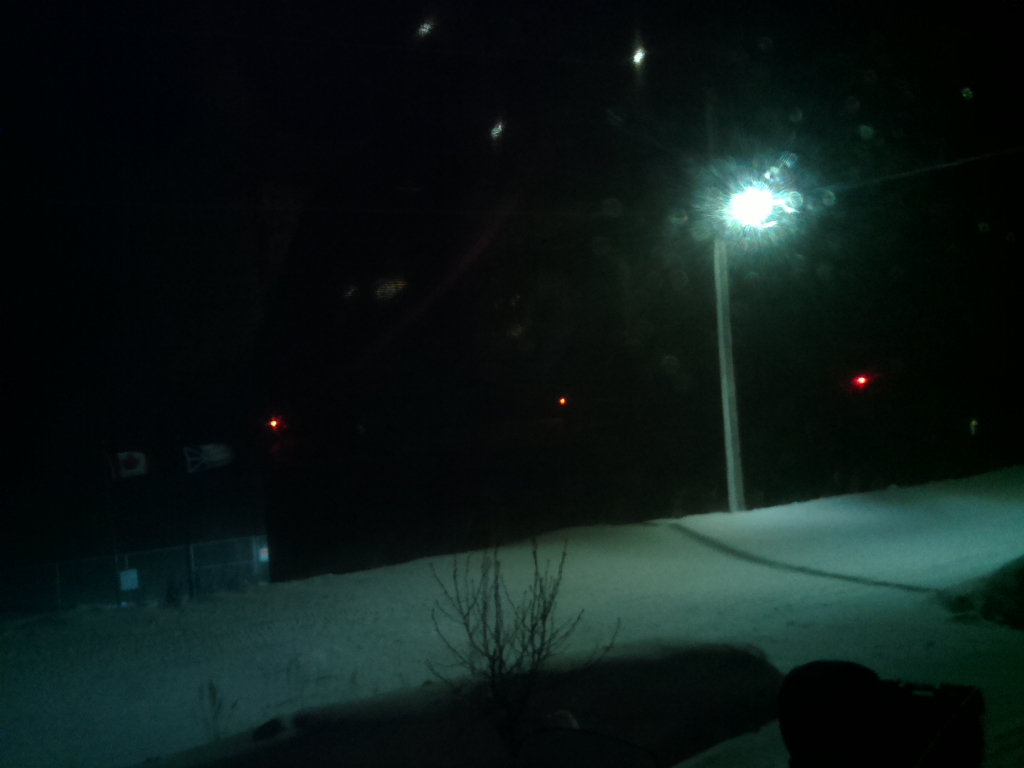 NainWxPxBot's tweet photo. Good Afternoon, this is the current weather conditions at YDP as of Sat Dec 24 17:40:07 2022: -3°C, Light Snow and Blowing Snow, Wind ESE 47  gust 58 km/h https://t.co/3ARBTdJeE3
