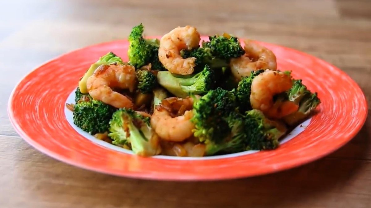 QueensRecipes's tweet photo. Easy shrimp and broccoli recipe 🥦🥦🥦
Recipe: https://t.co/gZnket22dZ

#queensrecipes #shrimp #broccoli #easy #recipe #Food #delicous #delicioso #popular #ViralVideo https://t.co/Vbovq7QNIc