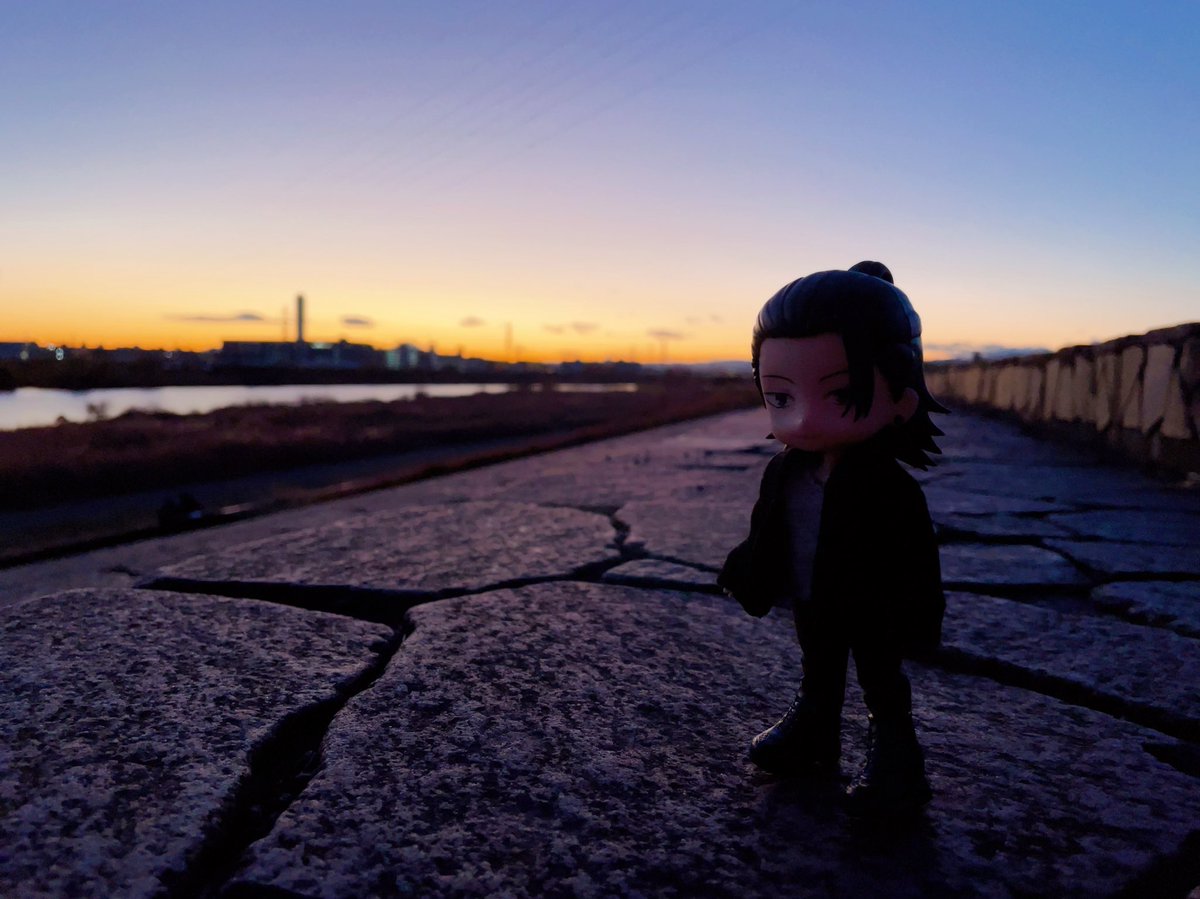 summer_nui's tweet photo. これは2022年12月24日の夕陽とすぐる。 https://t.co/MWGwviP9pR