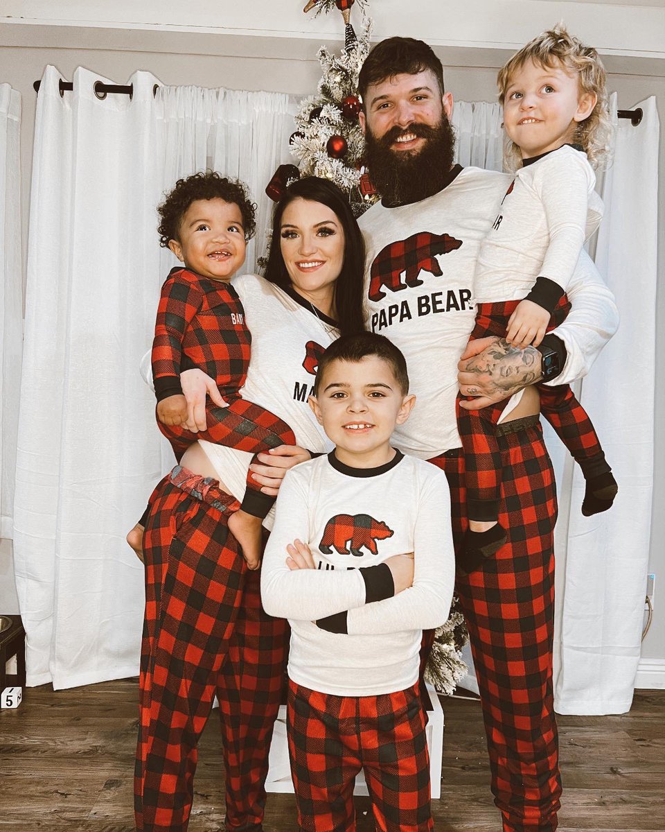 CelinaMaria00's tweet photo. 🤍🎄 https://t.co/EJYJgBQJLj