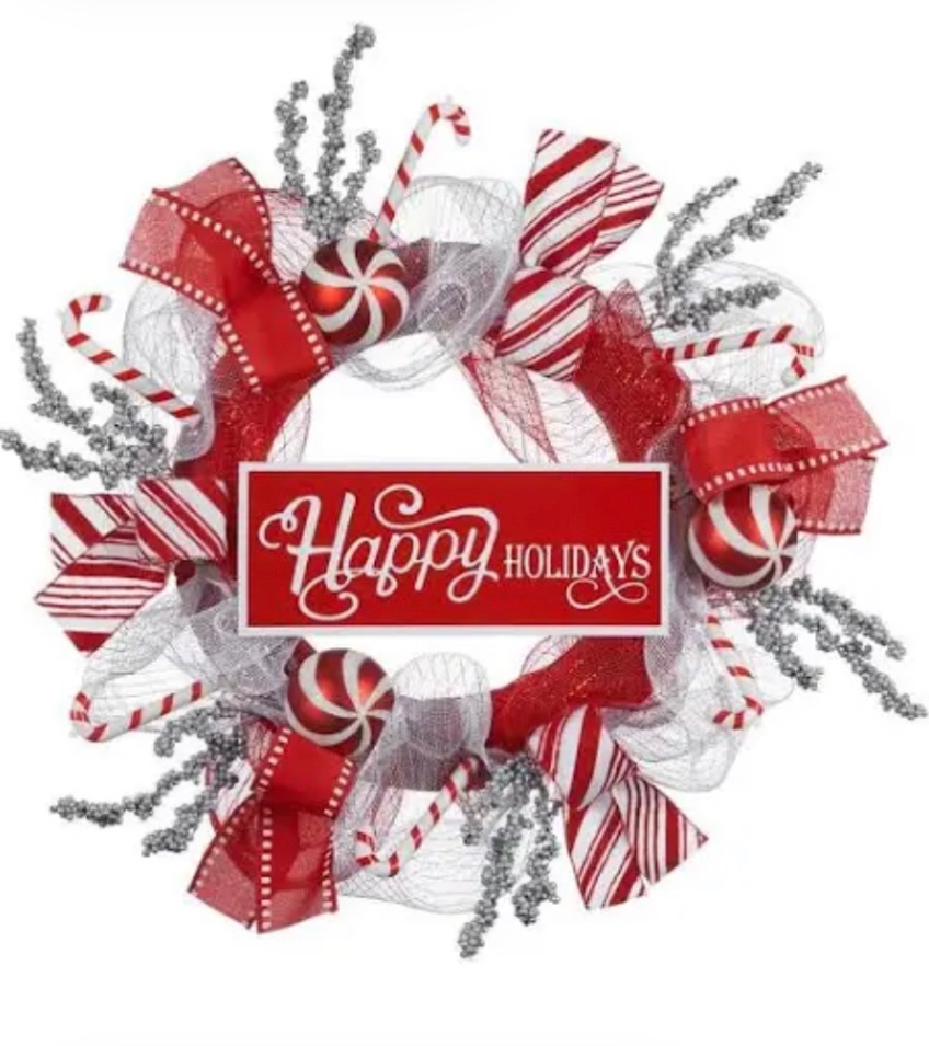 BTE_PTA's tweet photo. BTE wants to wish everyone a nice and prosperous season. Enjoy your time with family and friends🐾🎁 #wolfpuppride #WeAreWentzville @BTEWolfPups https://t.co/JNIxhGRsvI