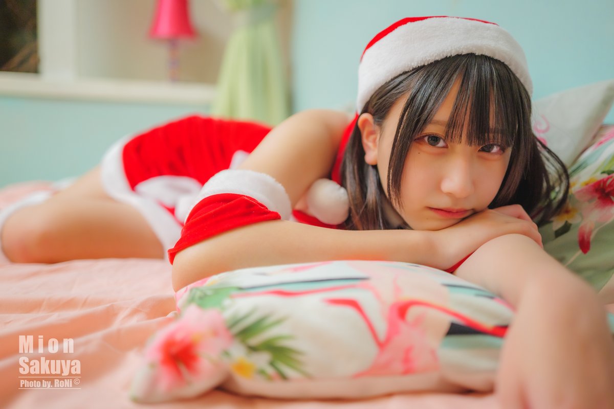 RoNi_613's tweet photo. 咲夜みおん(@ViVian_sakuya)

＊2022-12-18＊
STUDIO LIP 明大前：01

Xmasにはプレゼント配りの仕事をしないで寝て過ごす主義のサンタ

#咲夜みおん #TCP撮影会
#portrait #photography #ポートレート
#LUMIXJAPAN #LumixS5 #Godox #ML60 https://t.co/AxWLwFaEgL