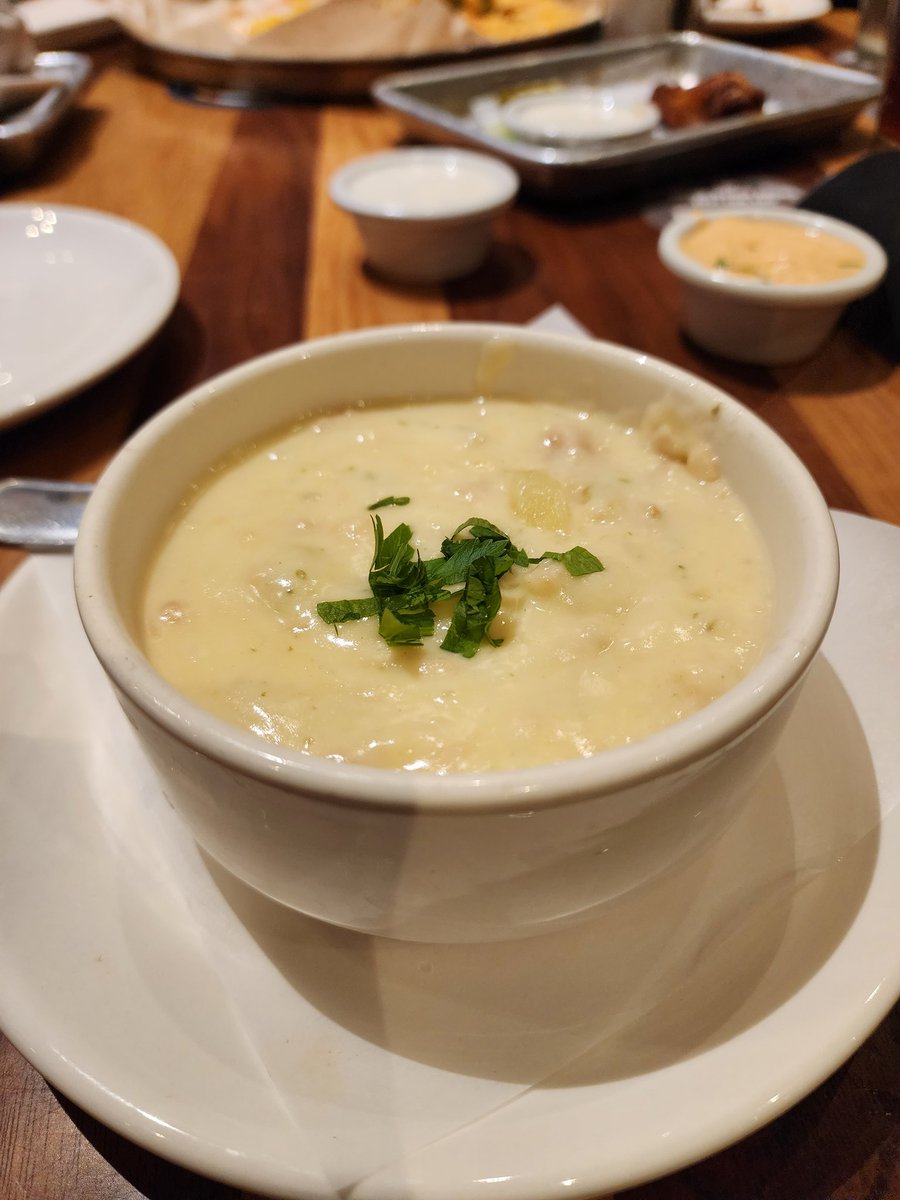 itsricksung's tweet photo. Food with my co workers!
📸 @SamsungMobileUS #GalaxyS22 Ultra 
#tmobilegang|#withGalaxy   |#TeamGalaxy|#food| https://t.co/H0NtS2MgEl