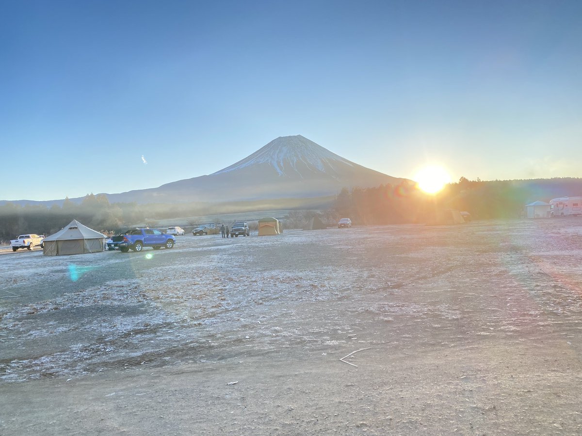 zyz1_k's tweet photo. いやさむぅ
クリスマスキャンプ最高 https://t.co/UfjrCuplN9