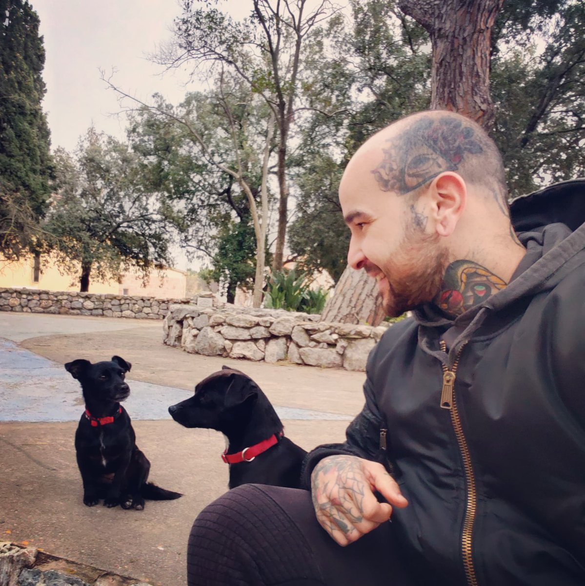 #drunktexts #partyhard #crazy #craycray #partypeople #happy #fun #smile #photooftheday #cute #friday #drunk #beer #twelveskip  #saturday #nightlife #lifeisgood #foods #delicious #tasty