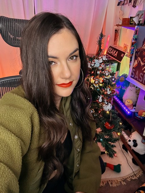 Join me now, live on stream for the LAST ADVENTURE DOOR 🎄🎁 and the last giveaway of the year 🫶✌️ https://t<a href="/tag/secretsauce"class="tags"><span>#secretsauce</span></a>