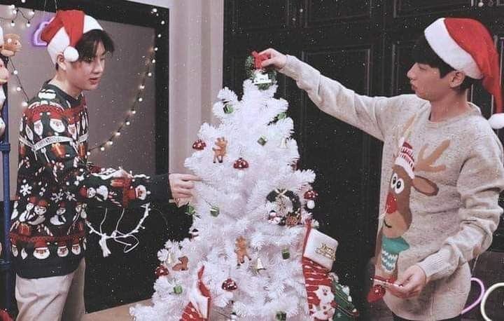 iconicthaient's tweet photo. #ออฟกัน #offgun https://t.co/xeMCYX9CFi