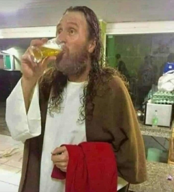 notafaso's tweet photo. Va calentando los motores el cumpleañero https://t.co/YBjoa0BoTn