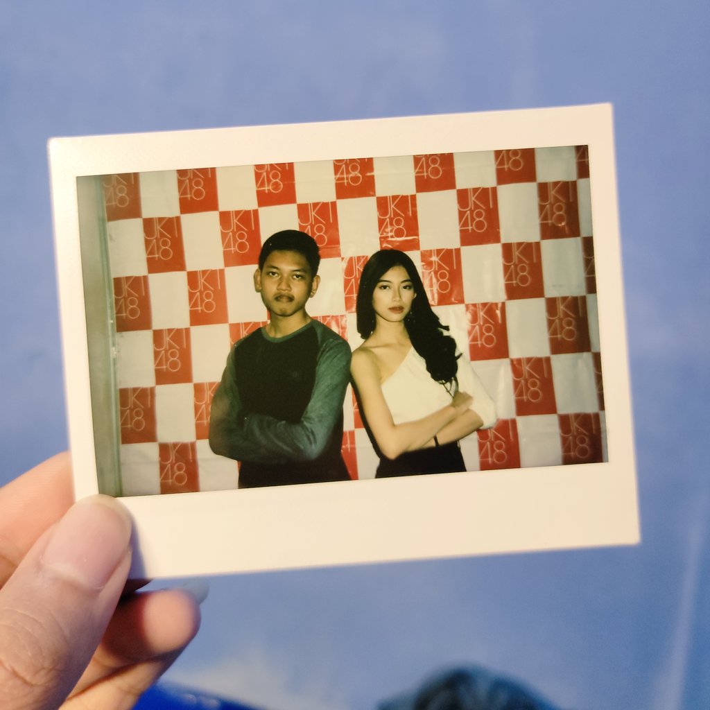 iqsalasqi's tweet photo. @Desynfection @desygenoveva_ Hbd sekali lagi @desygenoveva_ 
Dari sekian 2s kyaknya paling suka yg ini.. #DesySta26row https://t.co/v29yBFaU1l