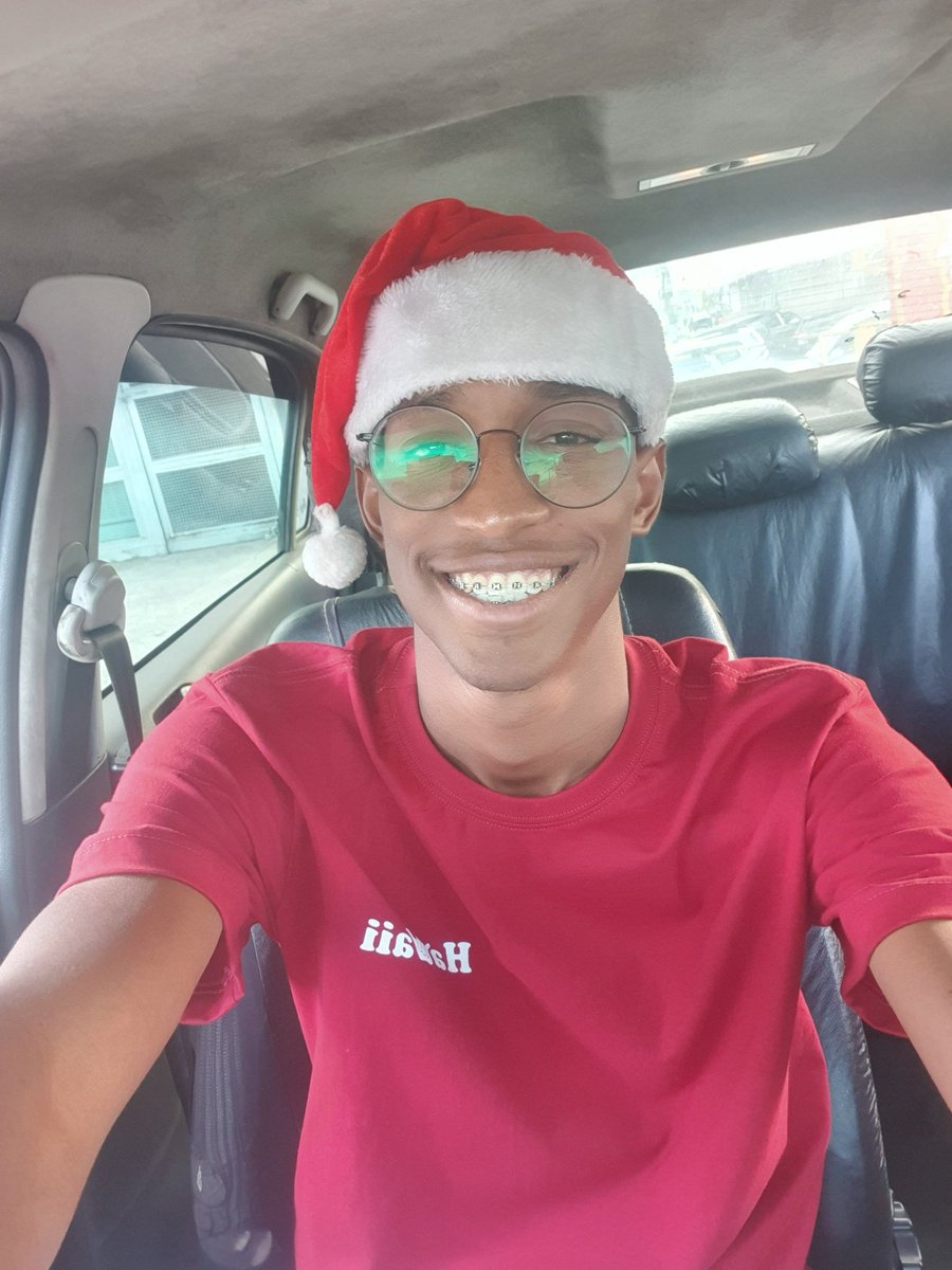 Digocordeiro97's tweet photo. E eu trabalhando de gorro hoje, a criança entrou no carro e falou, 
"olha mamãe o Saci Perere"
Kkkkkkk eu ri muito. https://t.co/WWARjqGr0s