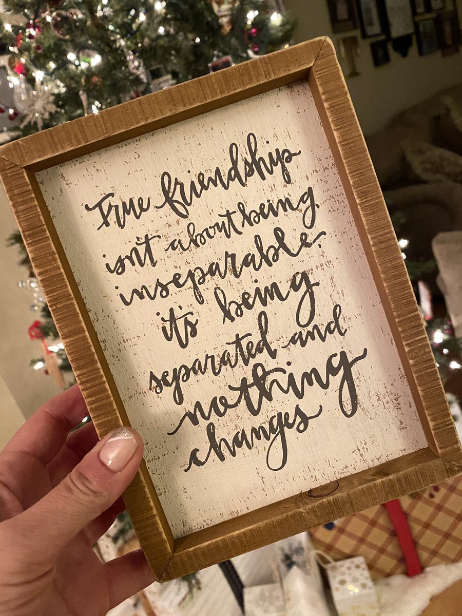 jenseve's tweet photo. …and the greatest gift of all is friendship! ‘Remember, no man is a failure who has friends!’ #ItsAWonderfulLife https://t.co/zrReuK2pbD