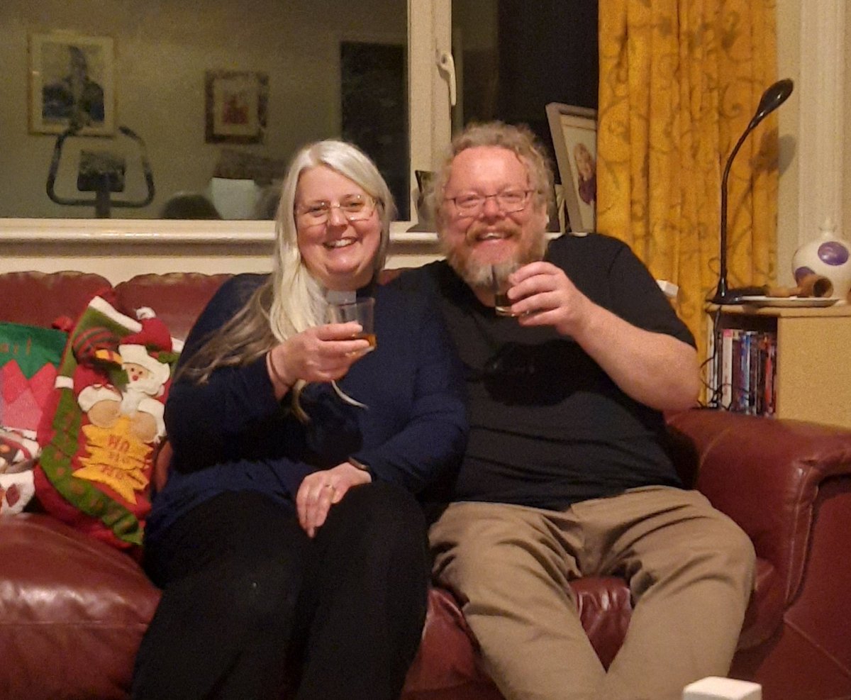 Yea, Lord, we greet thee, born this happy morning! Back home from Midnight Mass at <a href="/BristolCathedra/">Bristol Cathedral</a> after a stonking sermon by <a href="/MandyFord4/">Mandy Ford</a> and glorious liturgy and music. Now it's time for #ClergyMaltClub