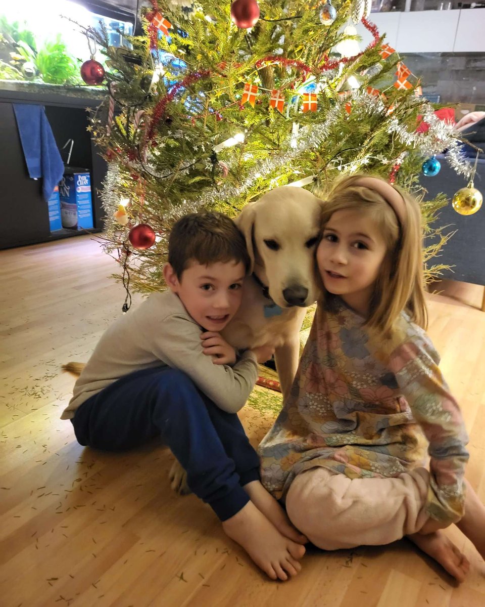 Merry Christmas and Happy New Year ครับทุกๆคน ลูกแฝดของผมเองครับ😍😍😍