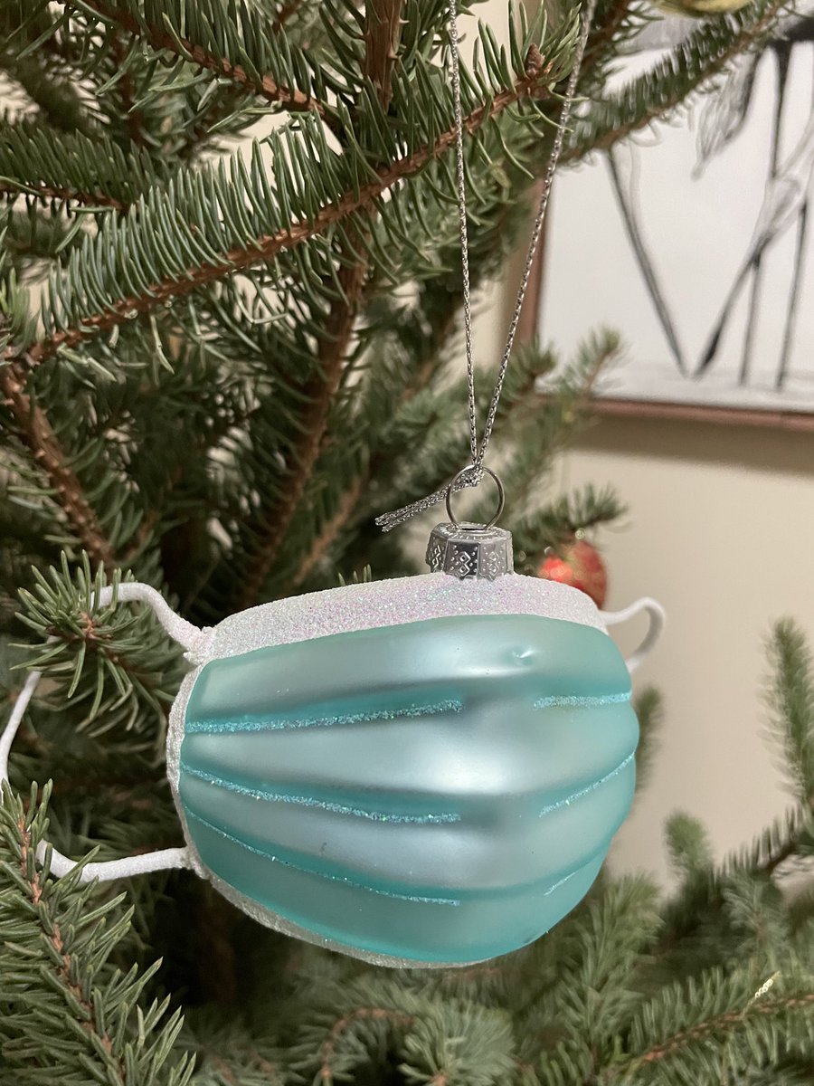 Celebrating the end of Covid-Zero in China with this beautiful glass Christmas tree decoration that finally arrived just in time! Merry Christmas everyone 🎅 #taobao