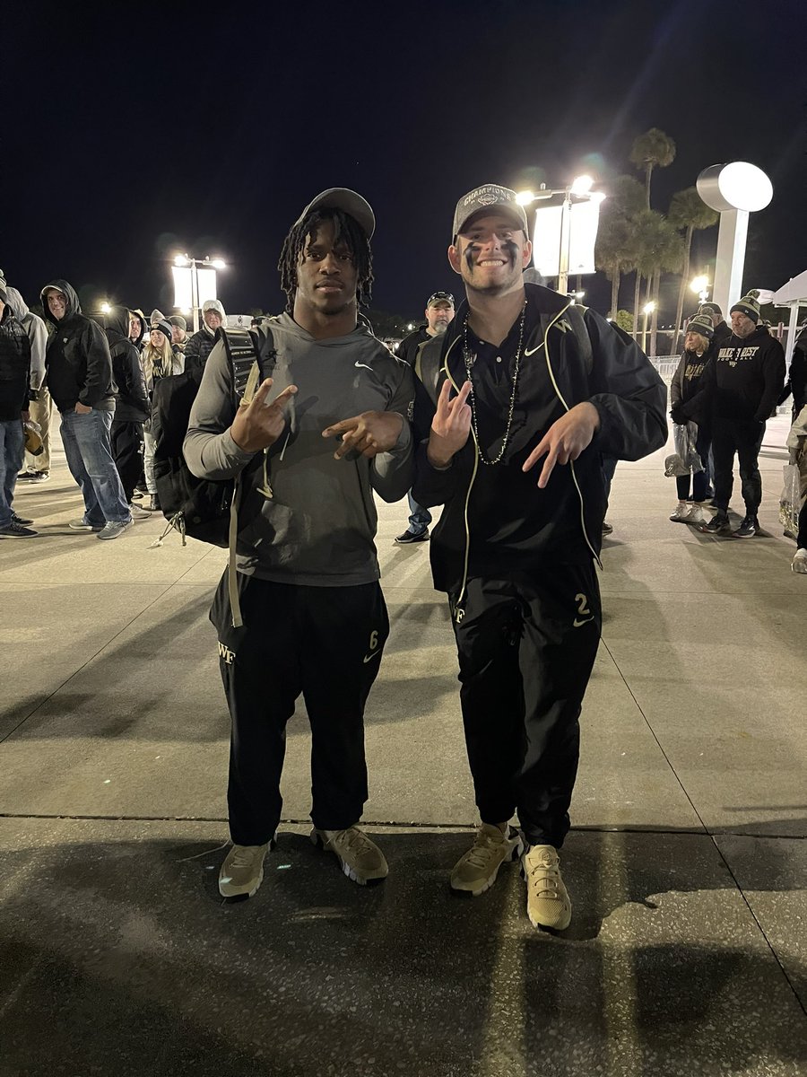 SheraeEllison's tweet photo. Two up, two down.  @JusticeEllison1 and @taylormorin20, both from the DMV, scored in yesterday’s #GasparillaBowl.  

Missing another DMV player who scored (Jahmal Banks).  

Love.  🖤💛 

#GoDeacs #WakeFootball https://t.co/7sJ296Sigc