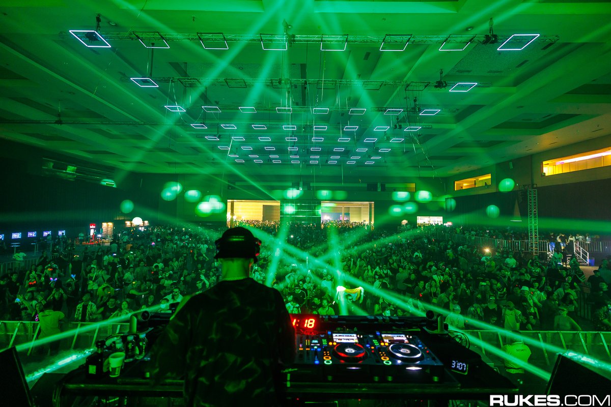 rukes's tweet photo. Photos of @DWPfest Day 3 #DWP22 are now online here: https://t.co/bBI5wBNwTC https://t.co/gUyCvUM1BR