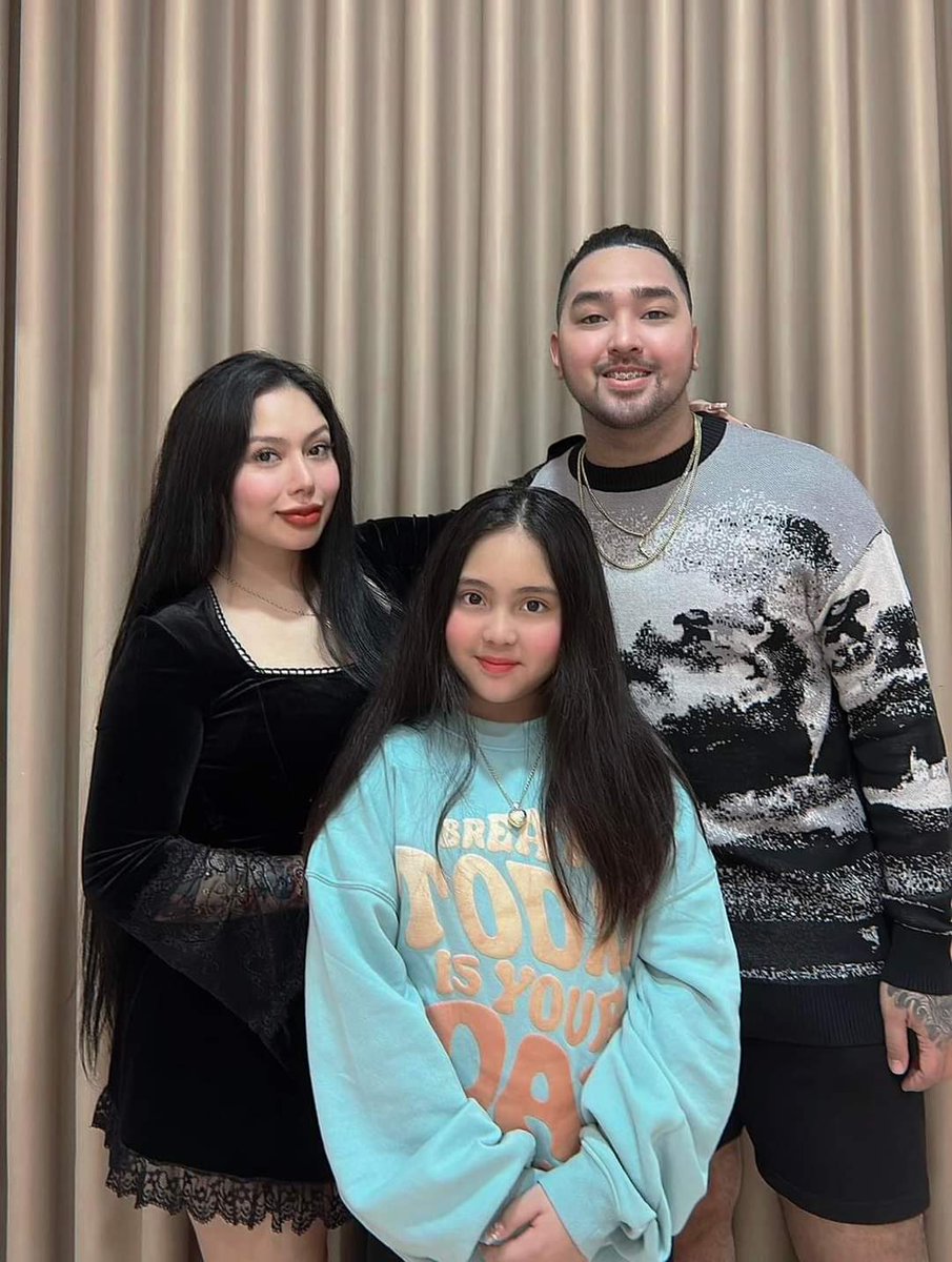 ElvenaPG's tweet photo. Merry Christmas🎄🎄
#Vitonia💕
#Onince🫶

@tonifowlerpo @TiToVince79 @tyroniafowler1 https://t.co/h6CiLRl6eK