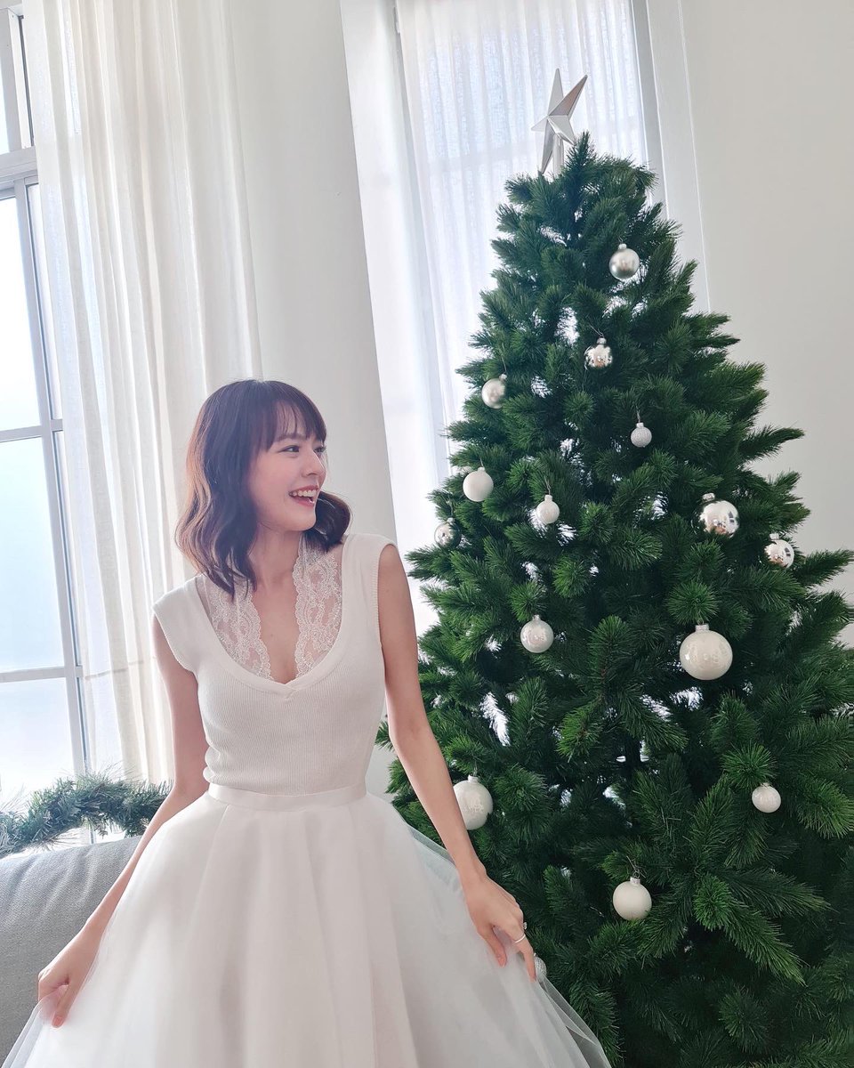 PattieUng's tweet photo. เมอร์รี่คริสต์มาสสส🥳🎄 https://t.co/hQ3u6sOKD9
