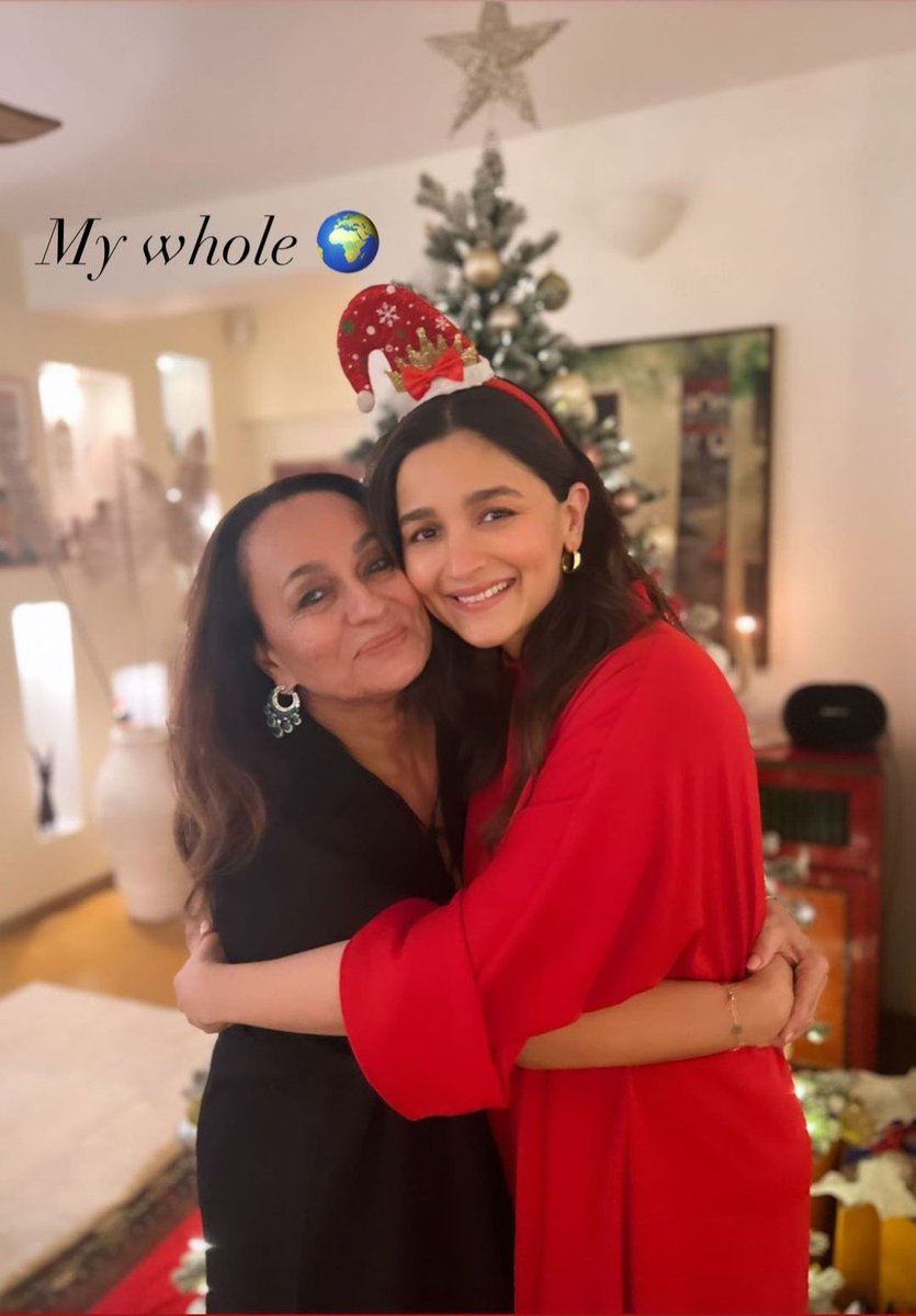 Christmas is most truly Christmas when we celebrate it by giving the light of love to those who need it most.❣️
#AliaBhatt
#MerryChristmasEveryone 🥂❤