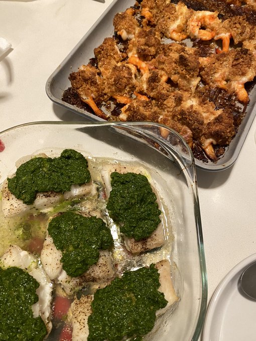 do y&rsquo;all mind if i festa dei sette pesci https://t.co/wDfThzAxDi