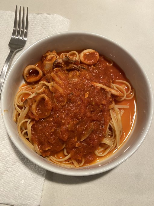 do y&rsquo;all mind if i festa dei sette pesci https://t.co/wDfThzAxDi