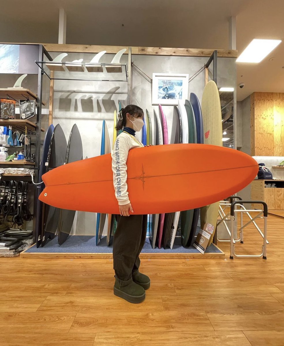 osh_nishinomiya's tweet photo. ライアンバーチ🏄
Ryan Burch
Cuttle Fish 5'6"
#サーフィン #サーフ #surf #ryanburch #ライアンバーチ #cuttlefish #オリジナルシェイプ #カルフォルニア #サーフィンを日常に #スポーツ #サーフスタイル #休日を豊かに #オッシュマンズ #オッシュマンズから始めてみるサーフィン https://t.co/yr49wXKxHe