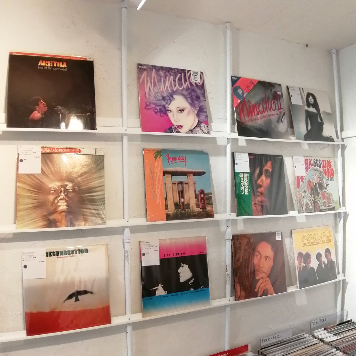 BBR_PopUpStore's tweet photo. 下北沢中古レコードポップアップストアー 4日目オープンしました。本日も20時まで営業してます。 https://t.co/wi3REQWtxw