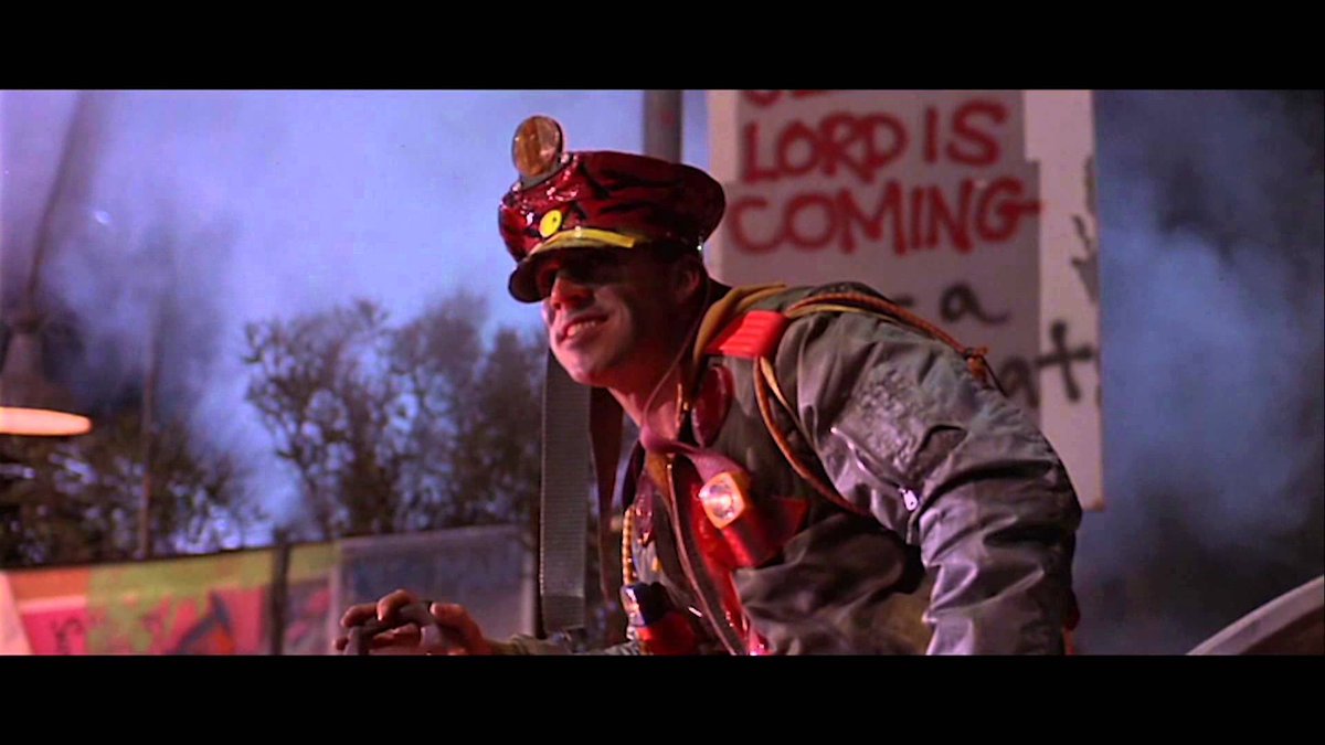GabeCrate's tweet photo. #DeadEndDriveIn, 1986. ☢️Full review/rating on timeline ☢️ watch free on @plex https://t.co/eeoOX0iPyp