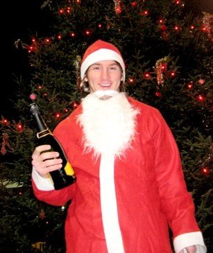 leonhacheje's tweet photo. feliz navidad https://t.co/KAJdZJKtZK
