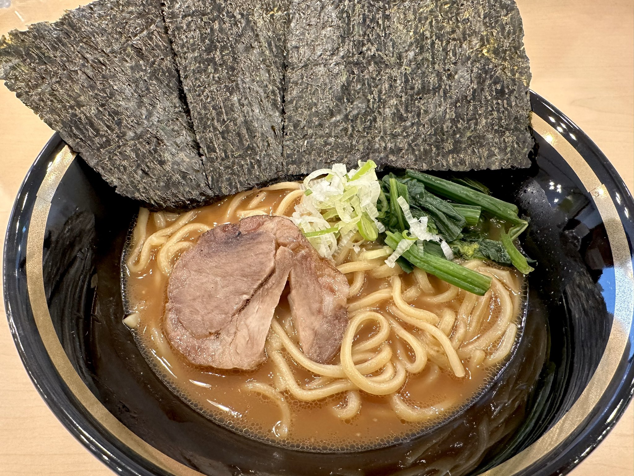 ラーメン 三浦家 裏武蔵家 丼 どんぶり Amazon.co.jp: 家系らーめん 三浦家 裏武蔵家 丼 : ホーム＆キッチン