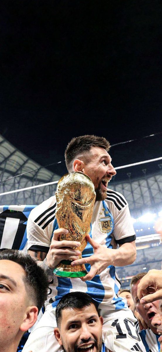 JuampiTorres_'s tweet photo. Es el momento más feliz en la historia del país. La alegría es total. No pensamos en otra cosa. Gracias @Argentina, gracias Lionel. https://t.co/wnlUbc9aIz