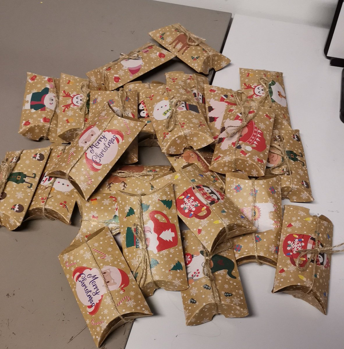 Big thank you to Kellie Randle for making all of these for our patients.
#Meaningfulactivities
<a href="/clair_riddell/">Clair riddell</a> <a href="/Sh4zz4H/">Sharon 💙 Harding 🌞🌈</a> <a href="/anglov100/">Angela Barnard</a>