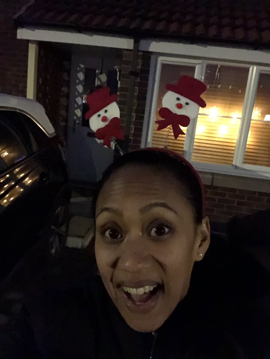 Merry Christmas everybody! Have a lovely time with your loved ones and all the best for 2023. Let’s get dancing a bit more in 2023! #everywordhasmovement #dycp #danceineducation #oralliteracyandmovement