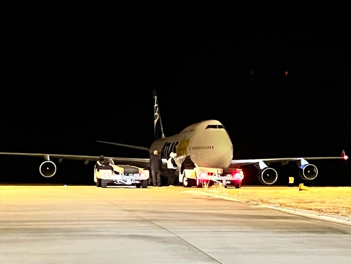EODCSM's tweet photo. And on the stroke of midnight Christmas morning, 22D Chemical Battalion and 10th Chemical Company - Hazard Response returned home from their mission supporting the World Cup in Qatar! Welcome home team!! Merry Christmas!! 
@20thCBRNE @48th_Chemical https://t.co/D0PEaDcdlF