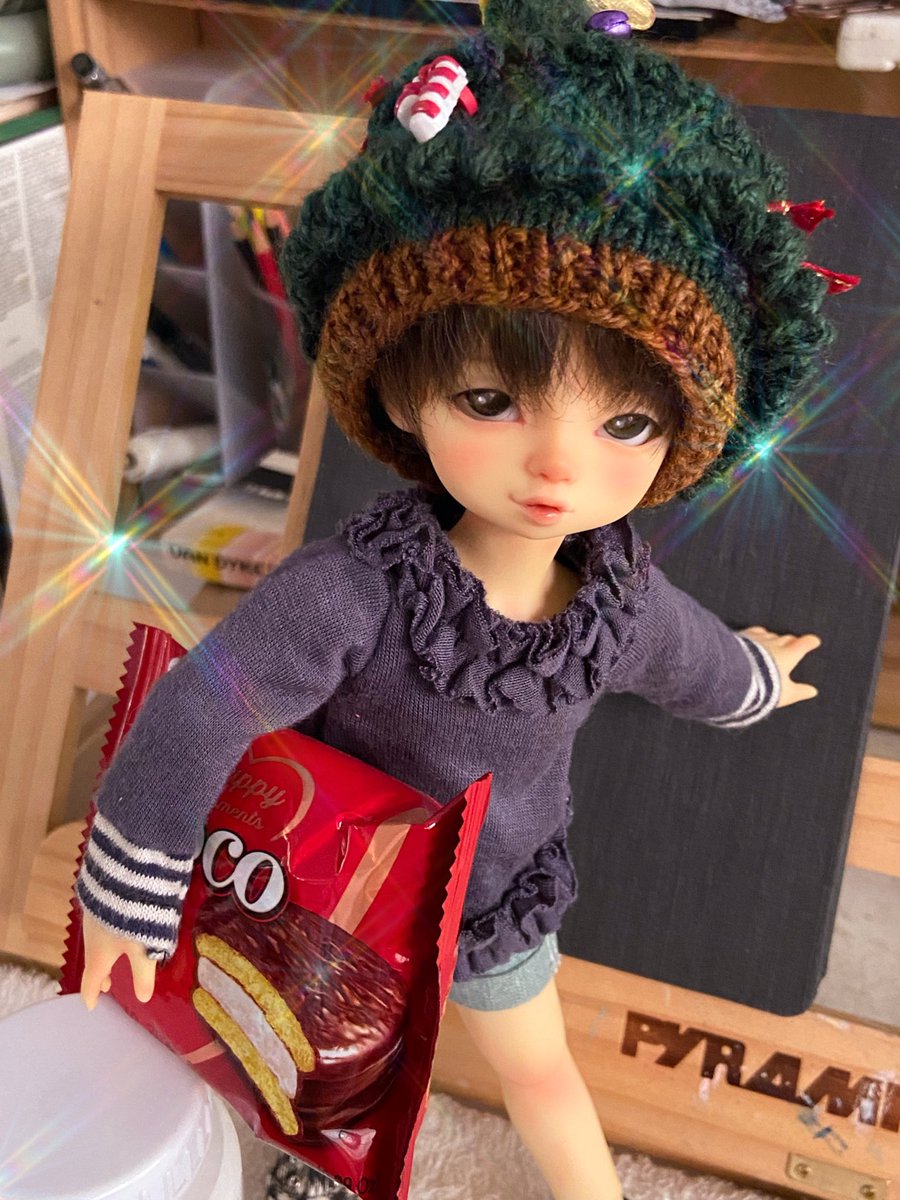 Merry Christmas! ขอให้ปีนี้พี่ๆมีขนมกินเยอะๆเหมือนจิ 🎁🎉🎊🎅🏼