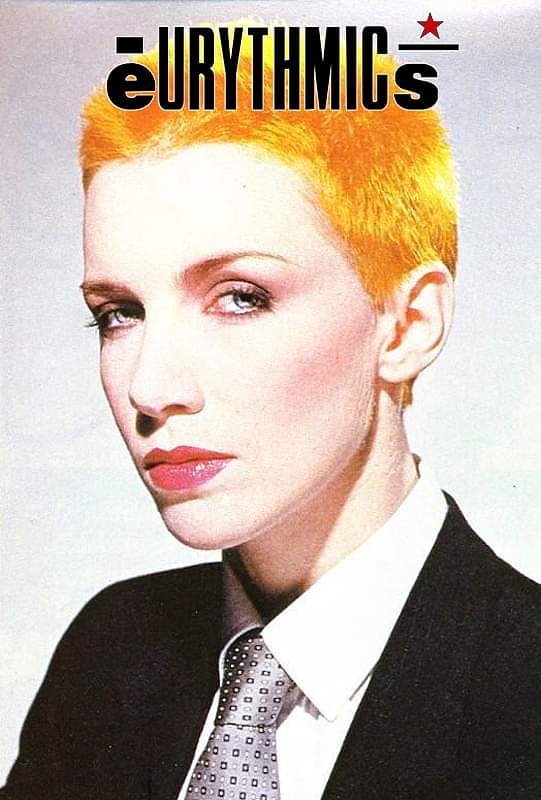 Happy birthday ANNIE LENNOX!
(December 25, 1954) 