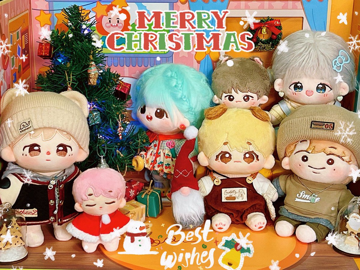 Summerdays365's tweet photo. Merry Christmas and best wishes for the New Year everyone! 즐거운 크리스마스 보내세요~ 🎉🎉🎉

#btsdoll #btsdollcomm #방탄인형 #MerryChristmas #0T7 #summerhousecottonresidents https://t.co/HyRjKIkOn7