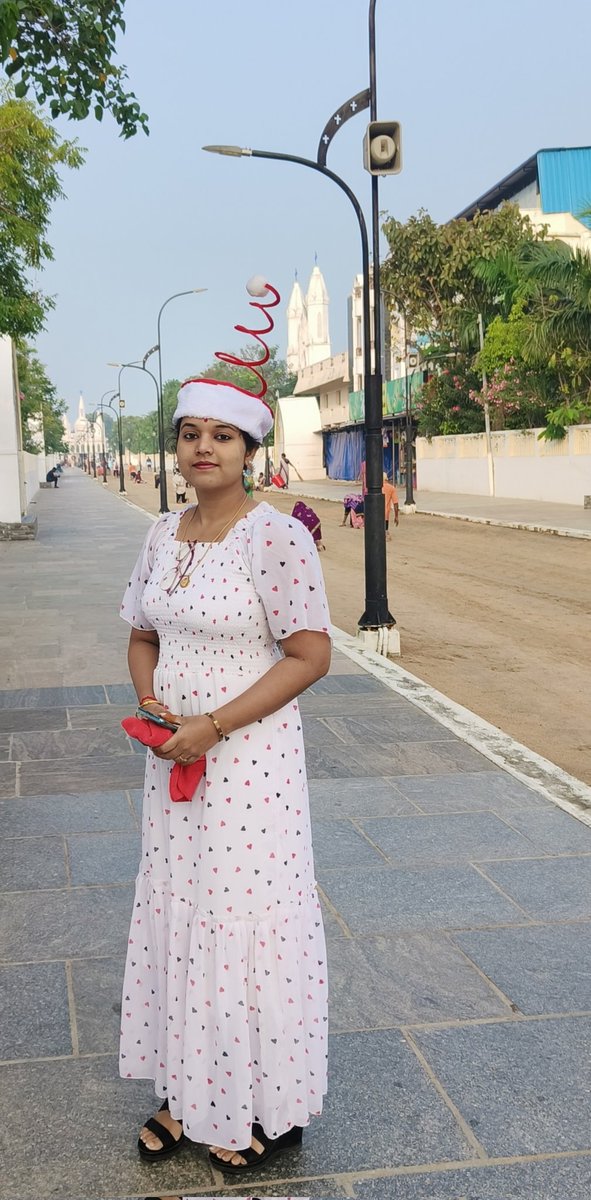 anu_fans's tweet photo. Merry Christmas 🧑‍🎄
@AnuKrish995
#Anukrishna
#MerryChristmas
#Christmas
#velankanni https://t.co/2THJuVWBeK