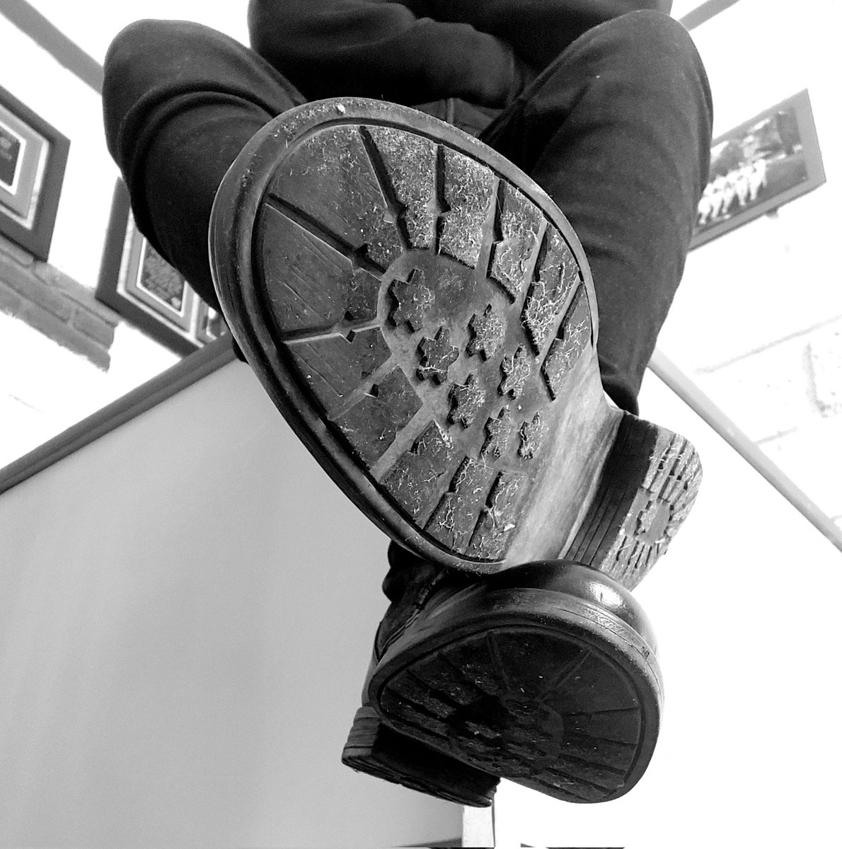 ALEXMASTERMX's tweet image. A partir de ahora, la última palabra que ha de salir de tu boca cuando te dirijas a mí, tiene que ser “SEÑOR”, ¿entendido?#Findom #CashMaster #Master #Amofinaciero @RT4Masters2 @RTcashmaster @RT4Masters @rt_slave_ma  @RT_4Promo @RtFindom15 @alpha_amplifier @AlphaMaleRT @RTcashm