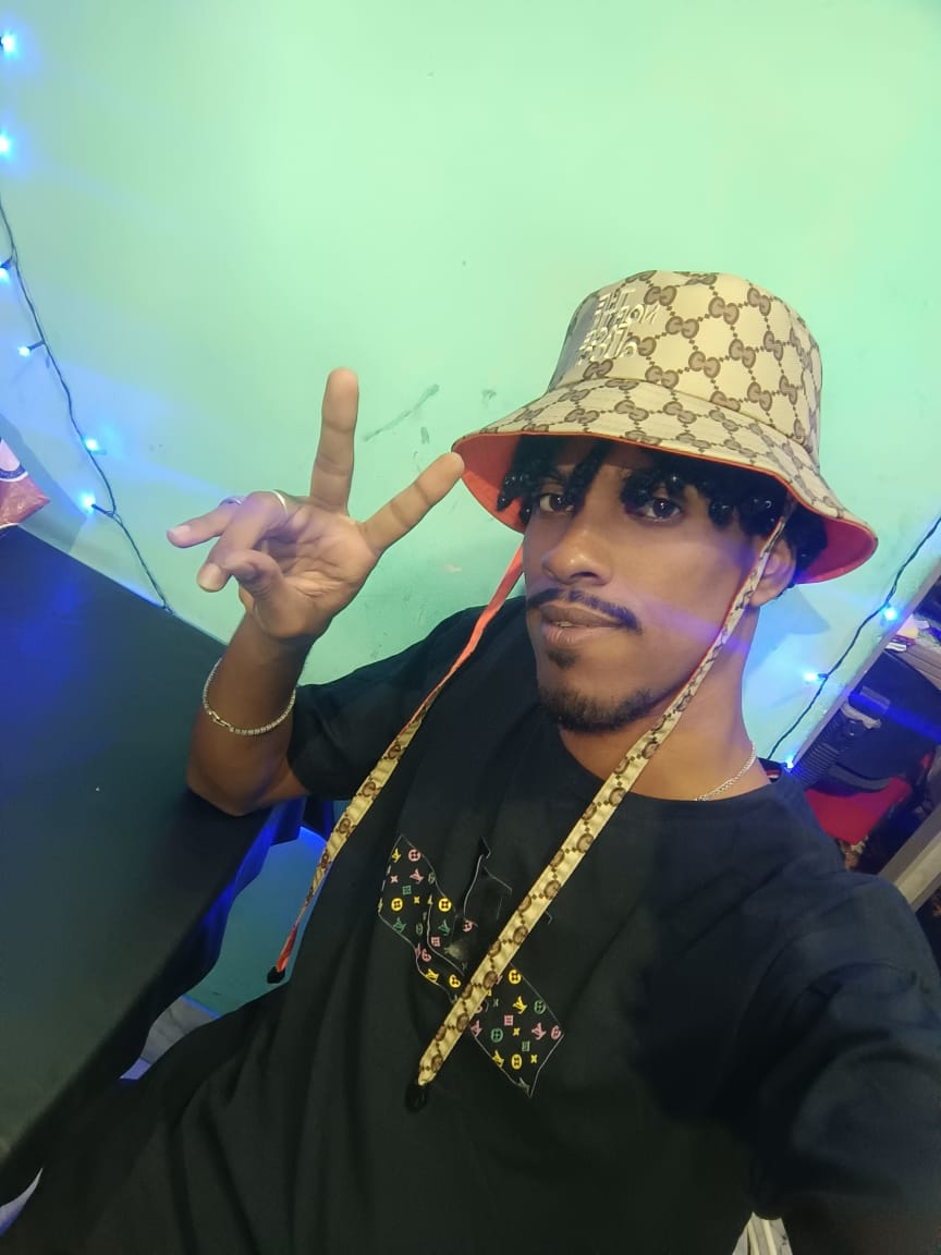 ThasCria's tweet photo. Feliz Natal Thascri Ama Vocês ❤ https://t.co/O53uKK5IR7