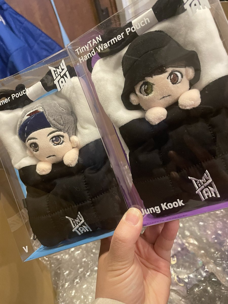 ayapon0611's tweet photo. どちらかをそれぞれsugaに交換してくれる方いませんか😭?
#BTS_fortunebox
#BTS_travelbag
#BTS交換 https://t.co/30ybuPBaef
