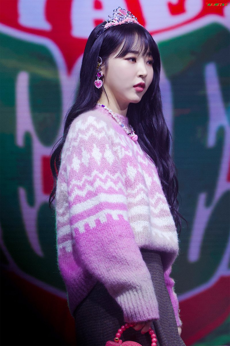 221222 Happy B-day Present🎁 

공주별👑

#마마무 #문별 #MAMAMOO #MOONBYUL