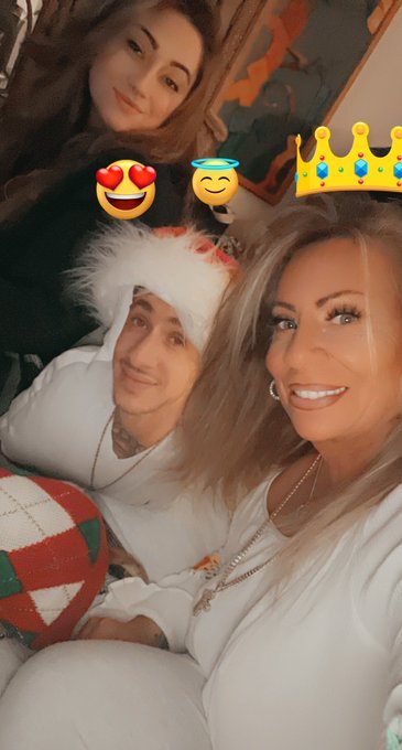 Merry Christmas 🎄🎁..wishing you all a very happy holidays pls RT https://t.co/GfD5jxbttS<a href="/tag/milf"class="tags"><span>#milf</span></a><a href="/tag/bigclit"class="tags"><span>#bigclit</span></a><a href="/tag/bigblackdildo"class="tags"><span>#bigblackdildo</span></a><a href="/tag/amatuerporn"class="tags"><span>#amatuerporn</span></a><a href="/tag/maturehot"class="tags"><span>#maturehot</span></a>