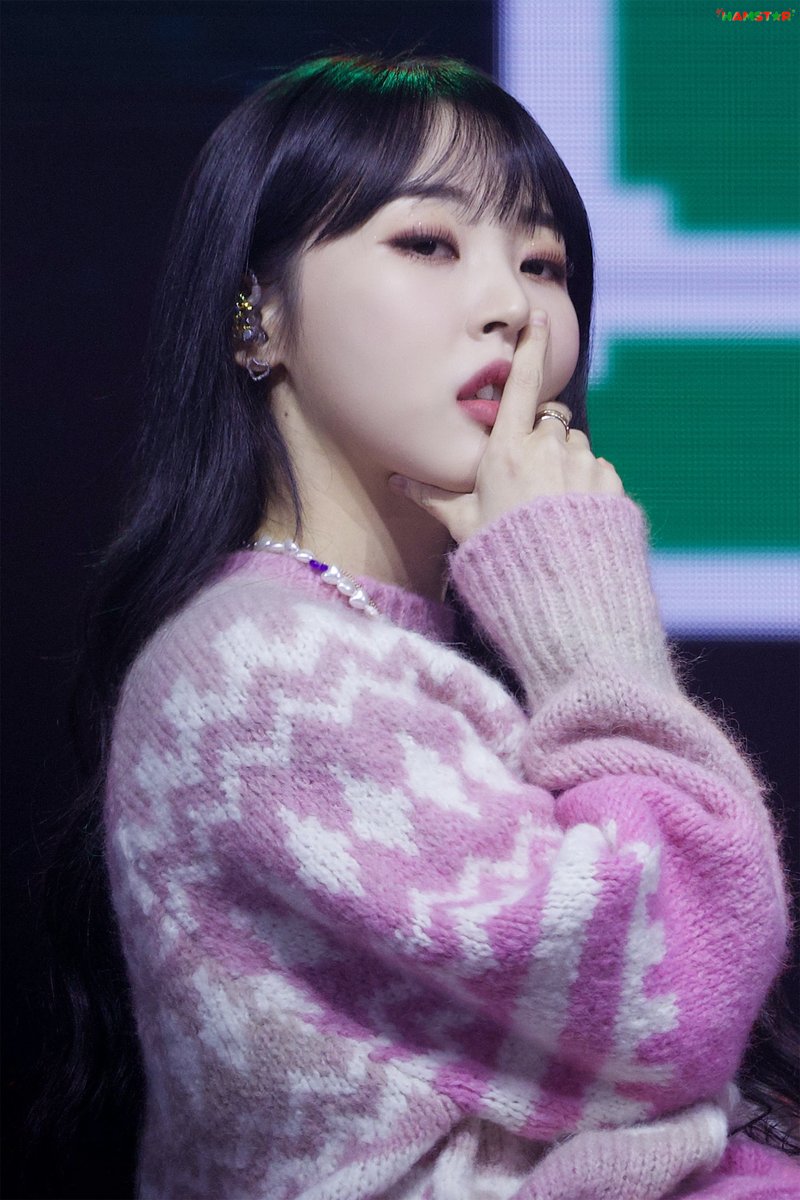 HAMSTAR_1222's tweet photo. 221222 Happy B-day Present🎁

핑크햄💗

#마마무 #문별 #MAMAMOO #MOONBYUL https://t.co/tro0Q4GTey