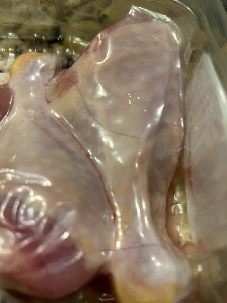 aroraanant's tweet photo. @WholeFoods guys pls watch the food quality. There was a human hair inside the vacuum-packed chicken.. https://t.co/DIabDxWBzL
