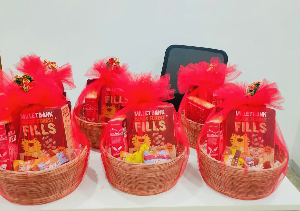 milletbank's tweet photo. Celebrating Super Directors of Tollywood wih #Premathejournalist . @BankMillet  happy to be a gift partner. Have a guilt free #Christmas  @IYM2023 @FAO @FAOnews https://t.co/dJTr1uG71c