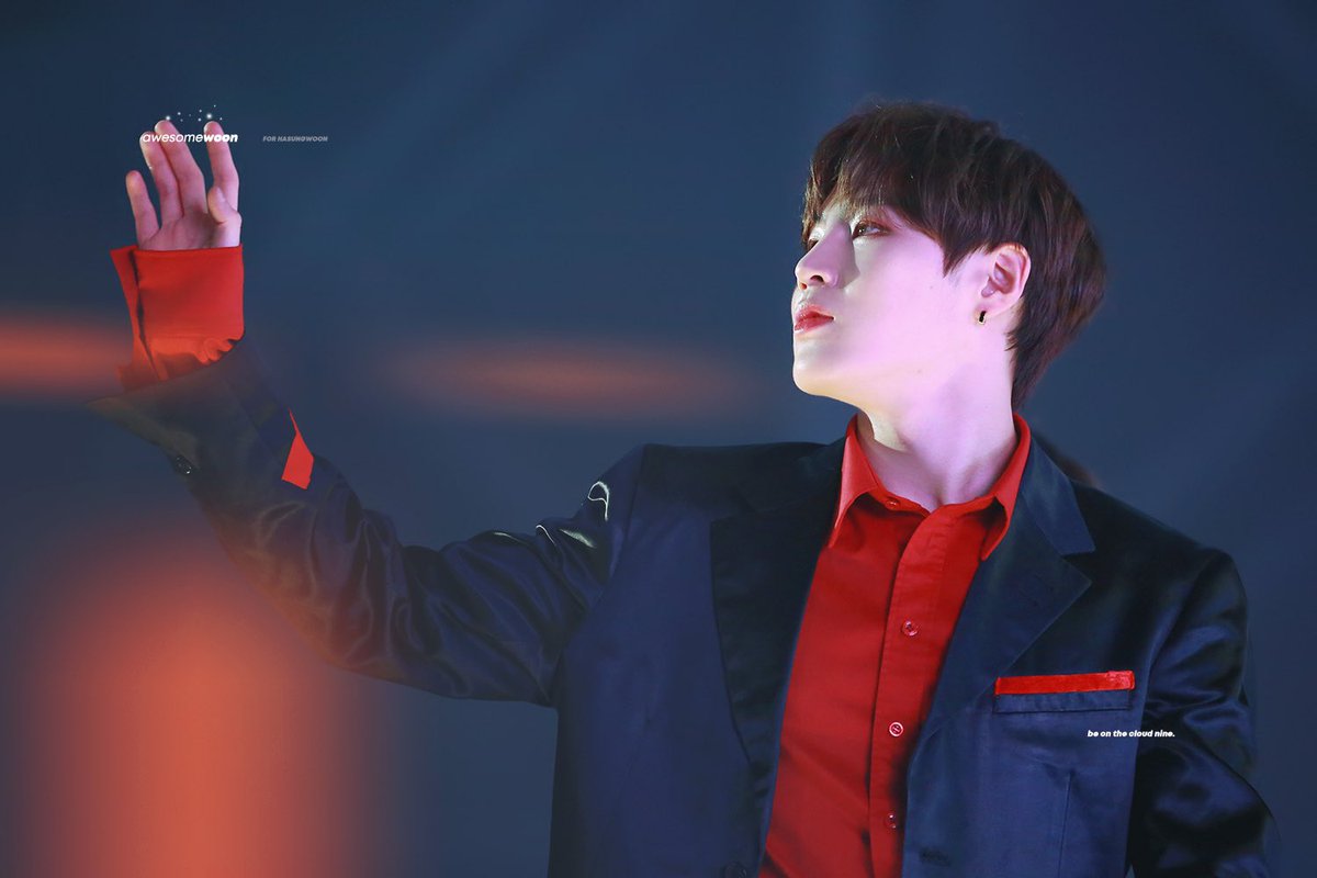 awesomewoon's tweet photo. 171225 D-485💖🎄

https://t.co/9bHKyBqnSl

#하성운 #HASUNGWOON #평생하성운과함께
@gooreumseng https://t.co/6QdBNrutMR