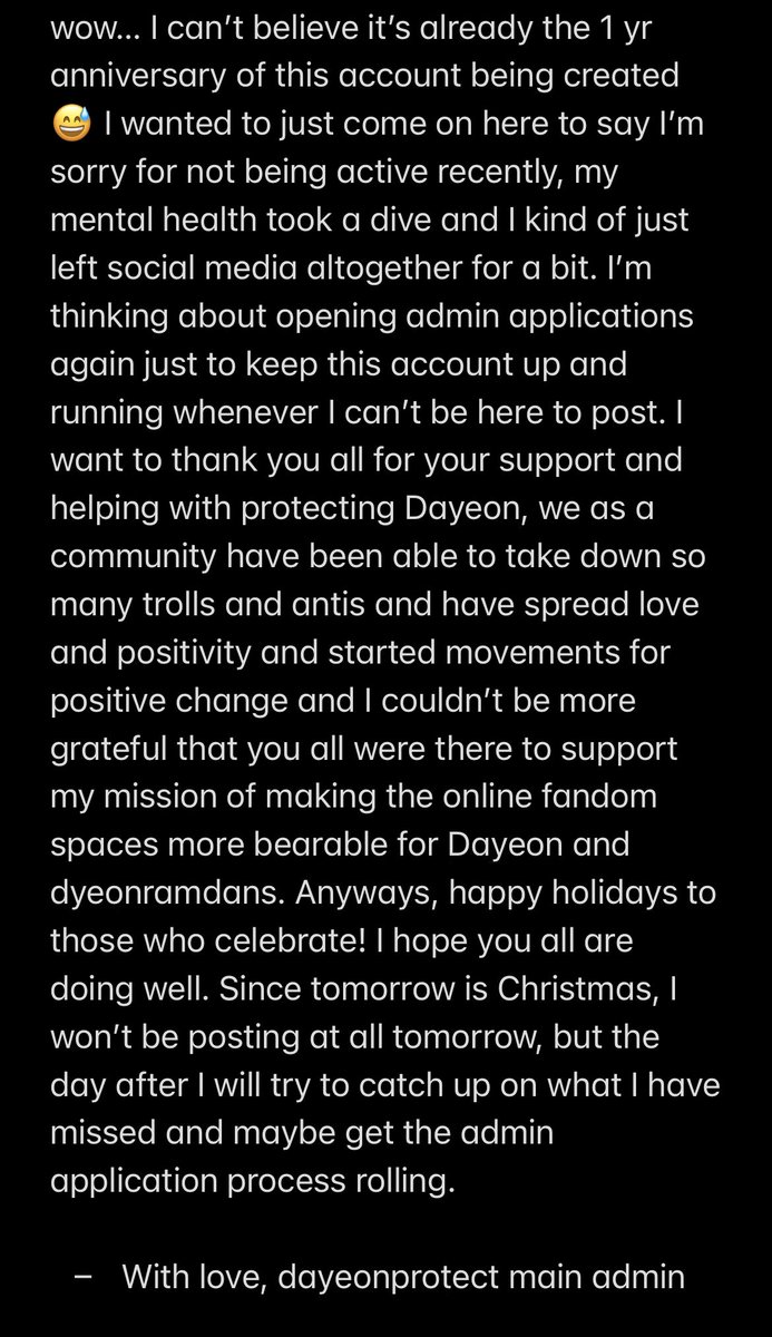 dayeonprotect's tweet photo. — 🪐
Happy Holidays, everyone! ❤️ https://t.co/0XjBLVr8i2